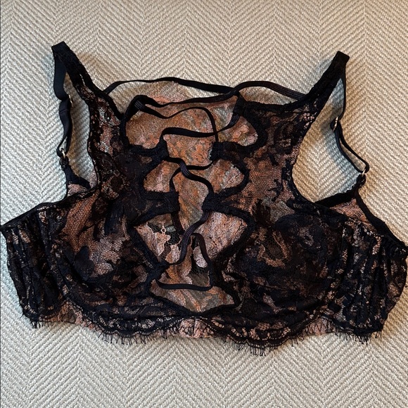NWOT Agent Provocateur Black and Pink Celestine Bra - Picture 4 of 7